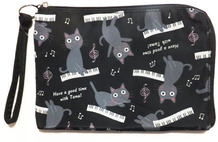 �}���`�P�[�X