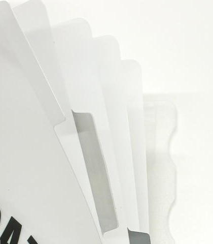 �t�@�C���z���_�[