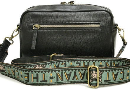 ���U�[�~�j�V�����_�[