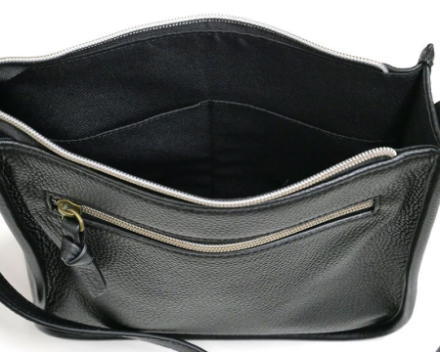 ���U�[�V�����_�[